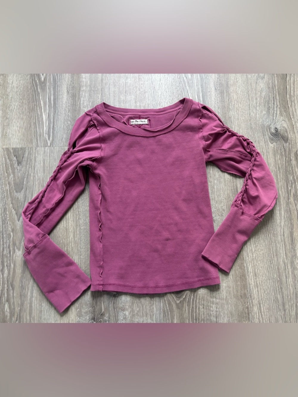 We The Free Womens Mauve-Pink Long Sleeve Top with Ruched Sleeves Size XS